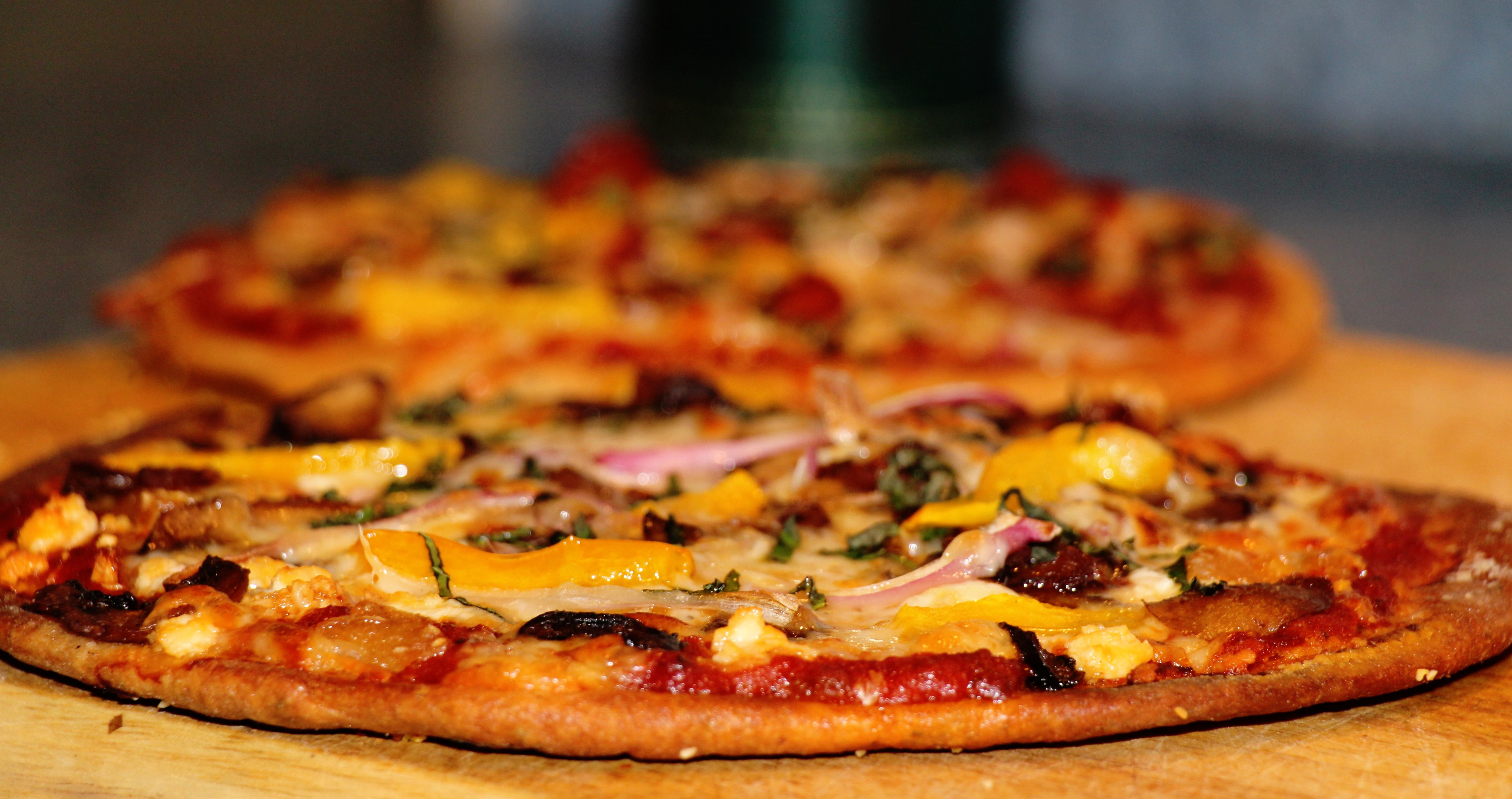 Double Family Deal 3 Topping Veggie
